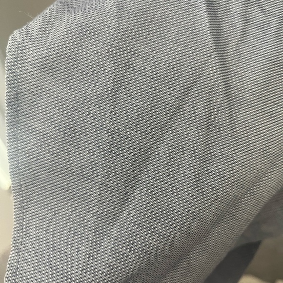 Jenni Kayne textured button up shirt. Size M - Picture 6 of 8